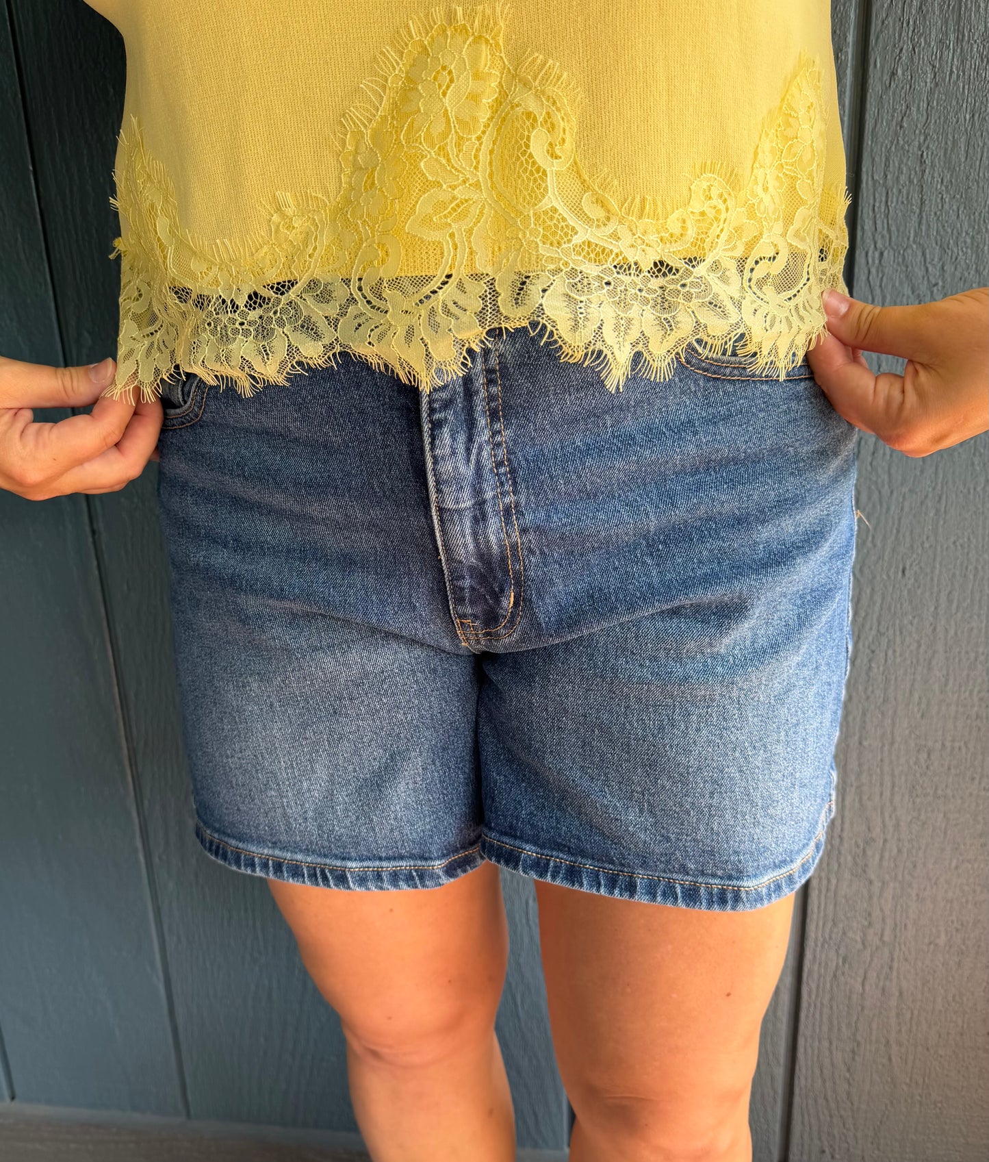 Lemon Top